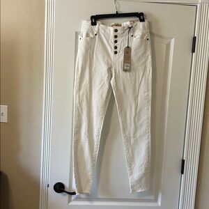White High-Waisted Skinny Jeans